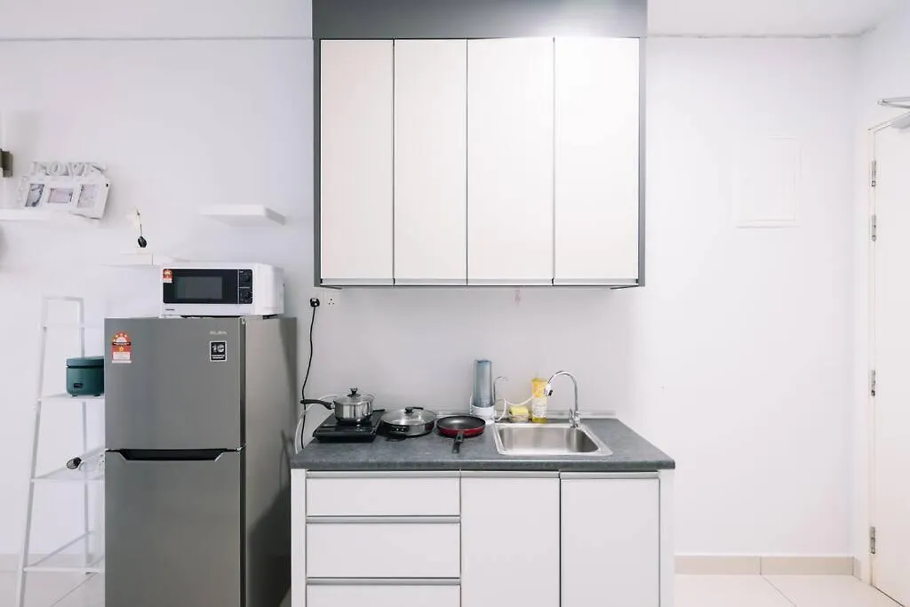 Apartment New Maritime Luxury Pool View Duplex Suite 601 Jelutong